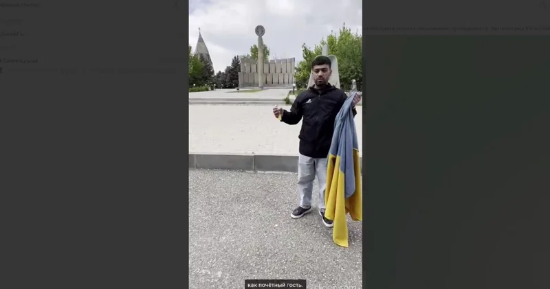 В Ереване в знак протеста против приезда Зеленского сожгли флаг Украины
