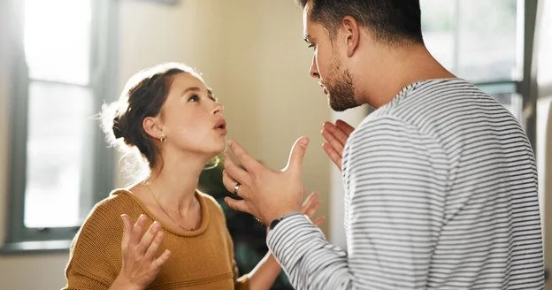Niyə qadınlar onları incidən kişiləri seçir?