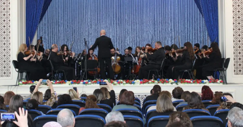 Heydər Əliyev Sarayının Niyazi adına Dövlət Simfonik Orkestri xaçmazlı musiqisevərlərin qarşısında çıxış edib