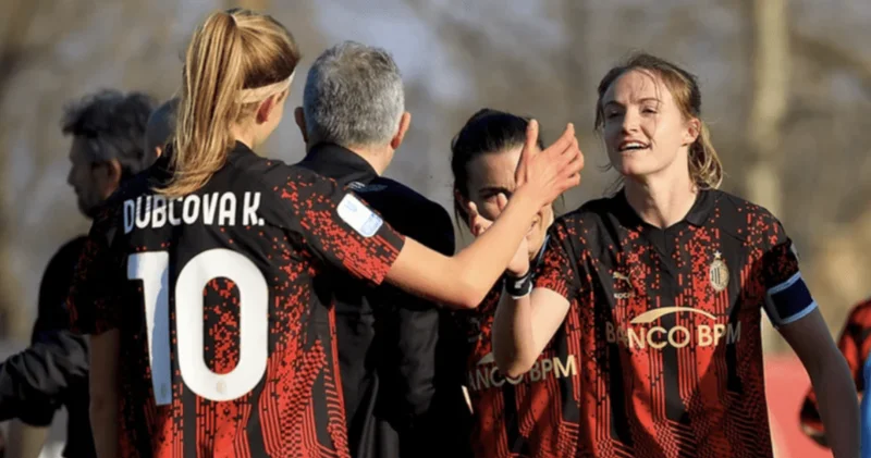 “Milan”dan hamilə futbolçularına jest