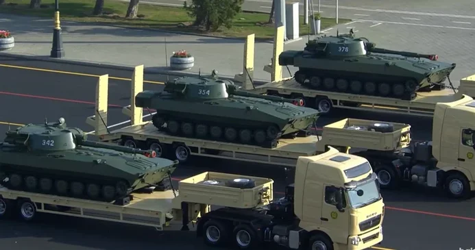 Военная хроника : Азербайджан расширяет оборонное сотрудничество с зарубежными партнёрами
