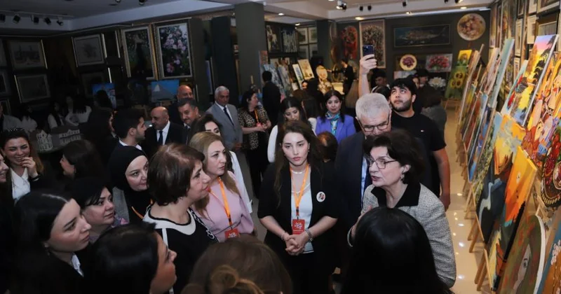 “Memarlıqda əbədiləşən lider” sərgisi keçirilib