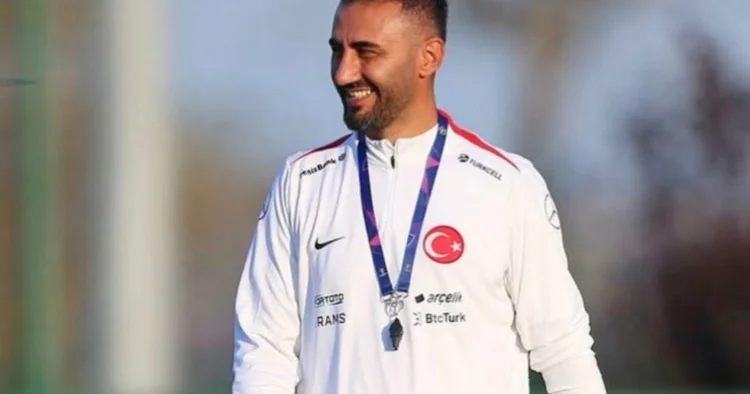 Arda Turanı əvəz edəcək baş məşqçi məlum oldu