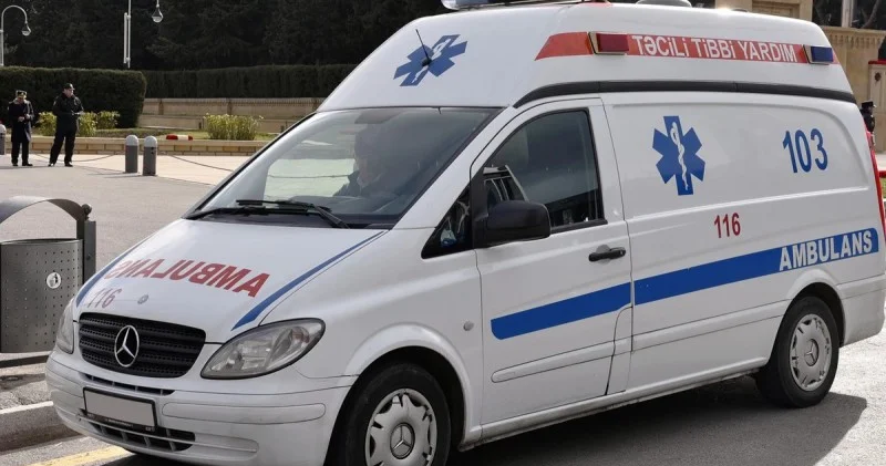 Azərbaycanda nazirlik əməkdaşı iş başında FACİƏLİ ŞƏKİLDƏ ÖLDÜ