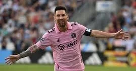 Messi ayın ən yaxşı oyunçusu seçildi
