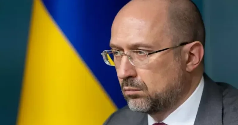 Премьер Украины сообщил о трех млрд долларов от Японии