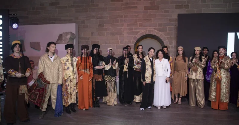 Bakıda “Yer ünsürü”nə həsr olunmuş Azerbaijan Fashion Week in 18 ci mövsümü başa çatdı FOTO