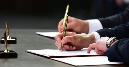 Slovakiyadan Rusiyaya BÖYÜK JEST Bu qanun təsdiq edildi KONKRET