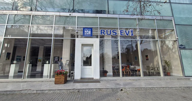 Qaluzin: “Elə etmək istəyirik ki, “Rusiya Evi” bağlanmasın”