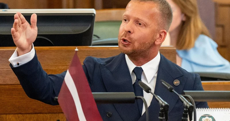 Депутата латвийского Сейма выгнали за защиту русского языка