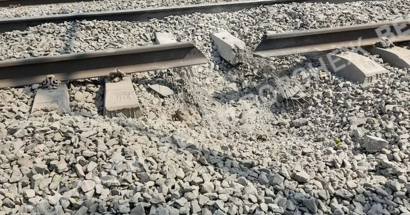 Naməlum şəxslər dəmir yolu xəttini partlatdı KONKRET
