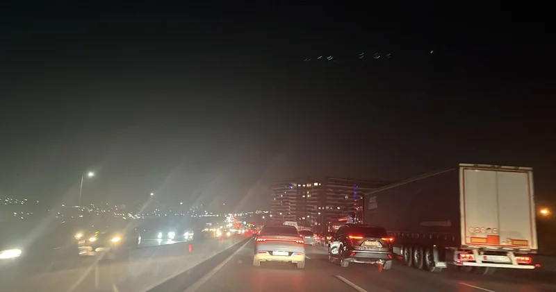 Bakı Sumqayıt yolunda DƏHŞƏTLİ TIXAC FOTOLAR KONKRET