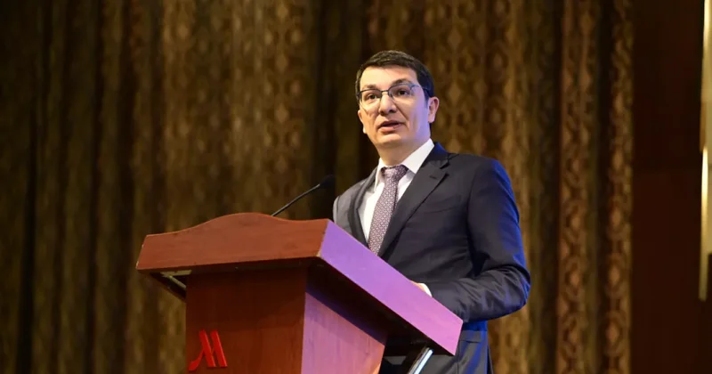Эльнур Алиев заявил о росте числа туристов из Китая