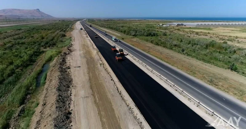 “Yol infrastrukturunun yaxşılaşdırılması istiqamətində mühüm addımlar atılmışdır” EKSPERT AÇIQLADI
