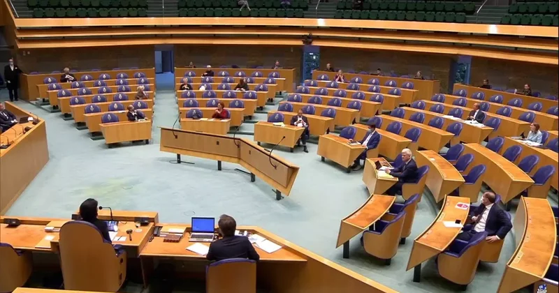 Парламентские выборы в Нидерландах пройдут осенью