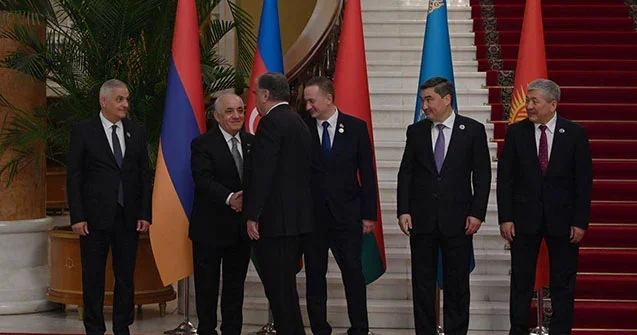 Əli Əsədov Emoməli Rəhmonla görüşdü Fotolar