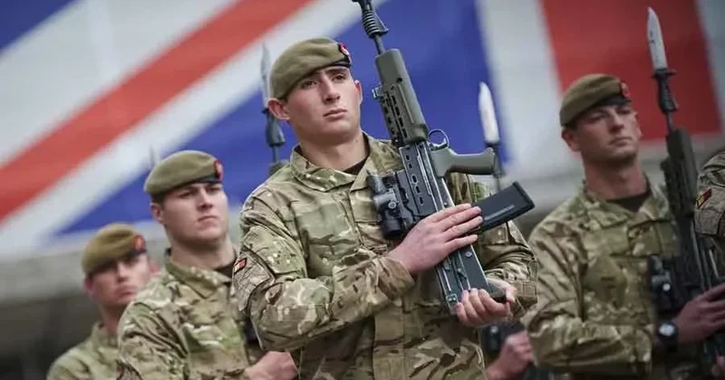 KİV: Britaniya hərbi strategiyasını yenidən nəzərdən keçirməlidir