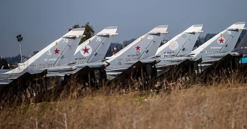 Американские чиновники назвали потери российских военных самолетов при украинской атаке
