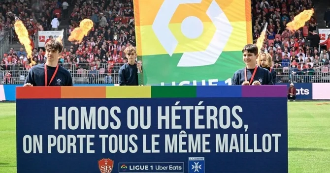 Məşhur klubun oyunçusu LGBT ni dəstəkləmədiyi üçün diskalifikasiya edildi