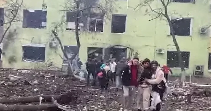 Ukraynanın qida emalı zavoduna hücum: 4 ölü, 7 yaralı...