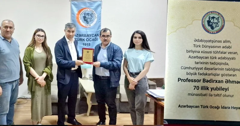 Professor Bədirxan Əhmədli Türk Ocağı tərəfindən təltif olundu