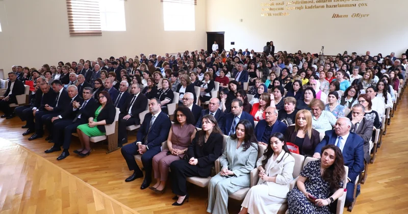 Gəncə Daşkəsən regionunda fəaliyyət göstərən təhsil işçilərinə “TəhsilPlus” kartları təqdim olunub