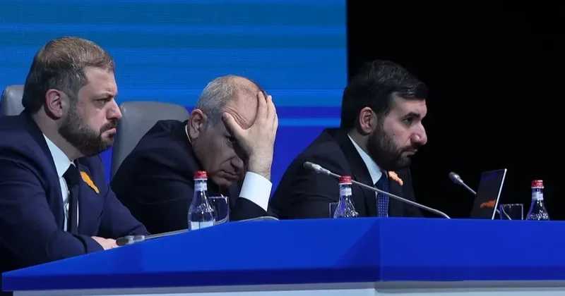 Paşinyanın partiyası geriləyir: təkbaşına hökumət qura bilməyəcək Yeni SORĞU