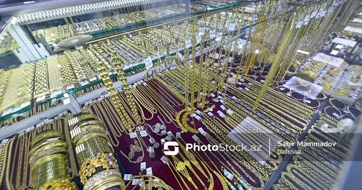Золотой застой в Баку: почему покупатели охладели к драгоценным металлам?