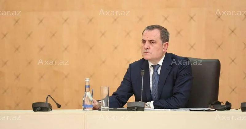 Ceyhun Bayramov Xəzərin suyunun azalmasından danışdı