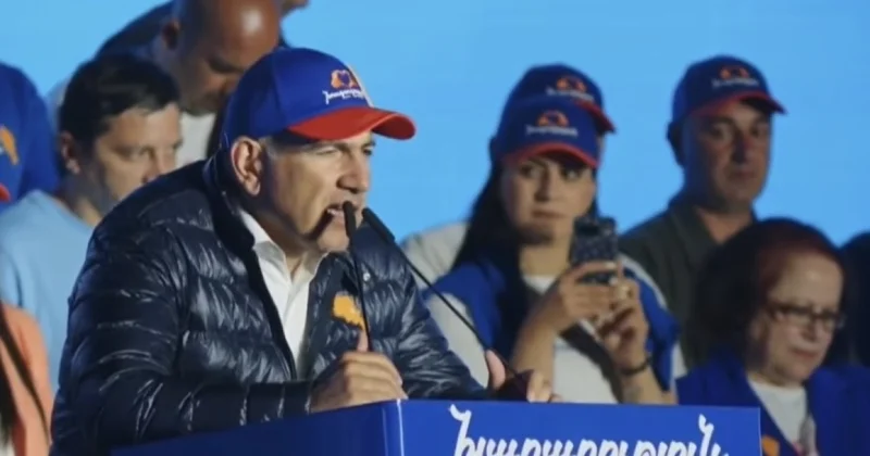 Пашинян грозит трехглавой партии войны
