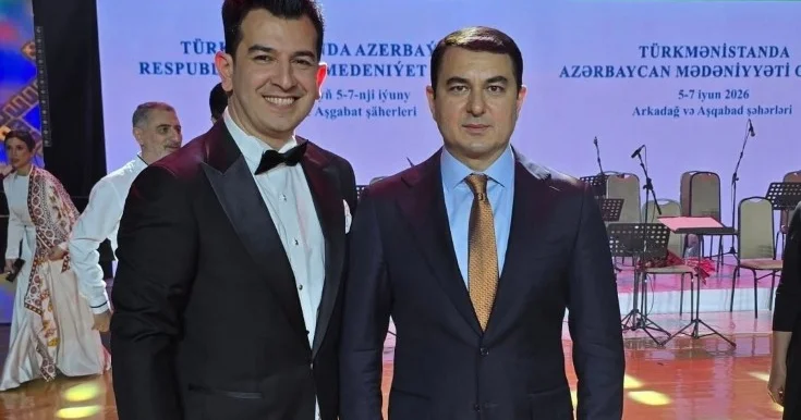 Saleh Bağırov nazirlə bir arada Foto