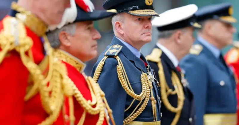 Admiral Riçard Nayton: Böyük Britaniya “Soyuq müharibə”dən bəri ən təhlükəli dövrdən keçir