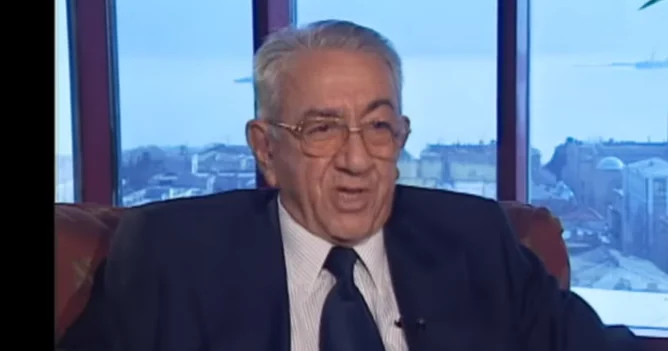 “Əkrəm Əylisli partiya biletini itirmişdi, ya da özü cırıb yandırmışdı” VİDEO