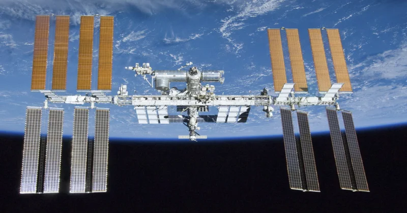NASA astronavtlara mümkün təxliyəyə hazırlaşmaq göstərişi verib