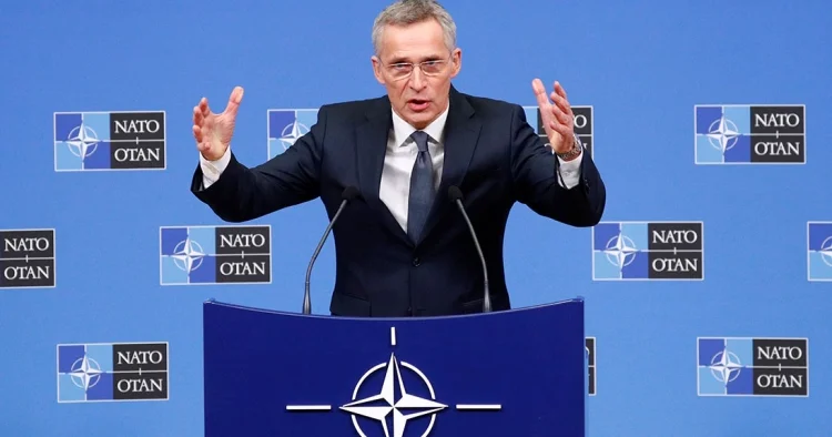 Stoltenberq: “Avropa ilə ABŞ arasında təhlükəli uçurum var”