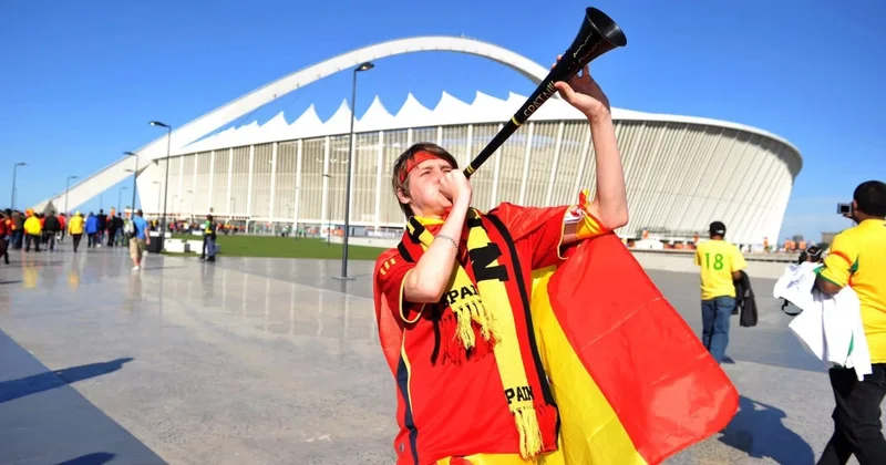 DÇ də vuvuzela səsi olmayacaq FIFA məşhur aləti qadağan etdi