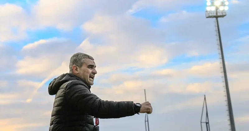 Füzuli Məmmədov: “Mövsümün əvvəlindən komandada olsaydım, hər şey fərqli alınardı” MÜSAHİBƏ