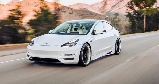 Tesla gizli əməliyyat: Köhnə müqavilələrdəki ifadələr dəyişdirilib