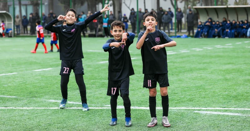 “İşimiz istənilən rəqabətə davam gətirəcək futbolçu yetişdirməkdir”