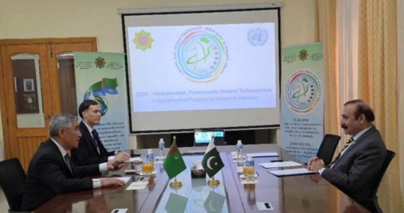 Türkmənistan və Pakistan enerji və regional əməkdaşlığı müzakirə edib
