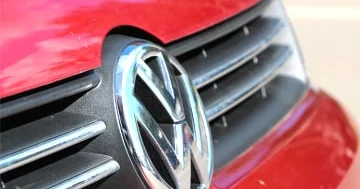 Volkswagen dizel mühərriklərinin atlar qədər köhnələcəyinə inanır…
