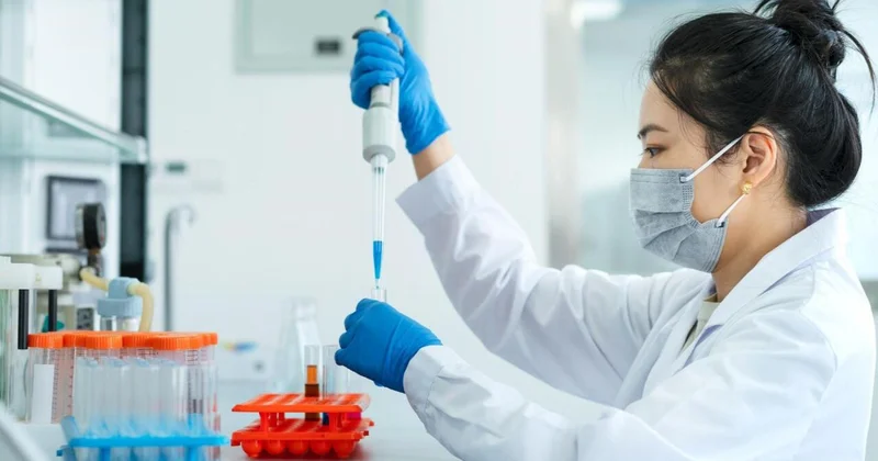 Süni intellekt peyvənd hazırladı Ebola ilə mübarizə apara biləcək
