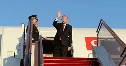 Ərdoğan Sankt Peterburqa getdi