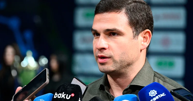 “Həmin sözlərdən sonra yenidən çempion olduğumuz üçün qürurluyuq”