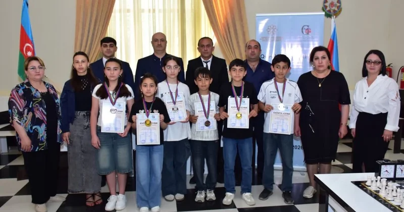 Qazaxda “Gənc Qəhrəmanlarımızı Tanıyaq!” layihəsi çərçivəsində şahmat yarışı keçirilib
