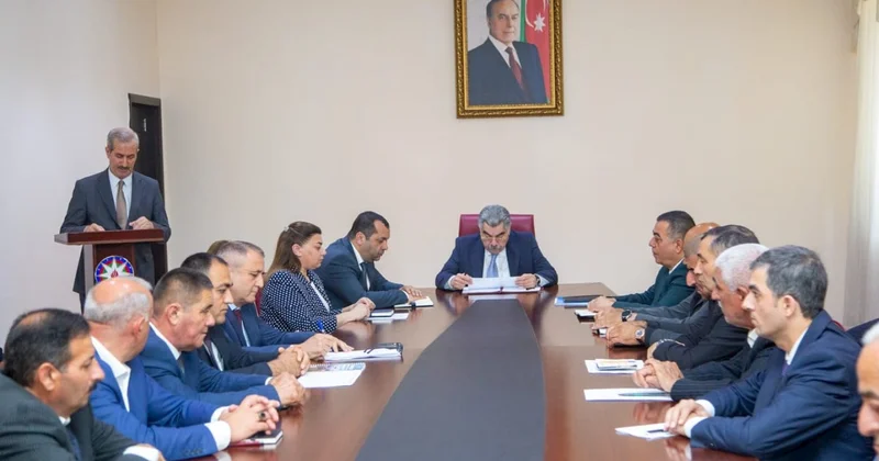 Salyanda Dövlət Proqramınnın icrasına həsr olunmuş iclas keçirildi FOTOLAR