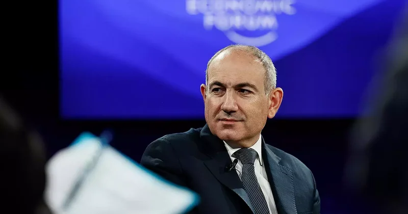 Kremlin Paşinyanı devirmək ehtimalı çox aşağıdır Politoloq