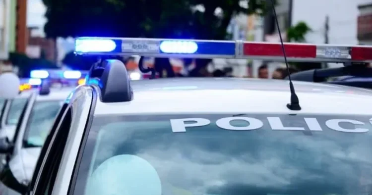 İrəvanda polis avtomobili oğurlandı