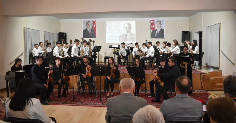 Festival çərçivəsində Şəki Dövlət Regional Kollecin tələbələrinin konserti olub FOTOLAR