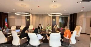 Qadın liderlər logistik sektorda təcrübə paylaşdılar FOTO